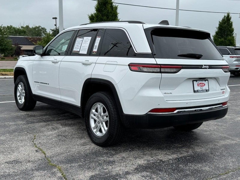 Jeep Grand Cherokee Vehicle Image 04