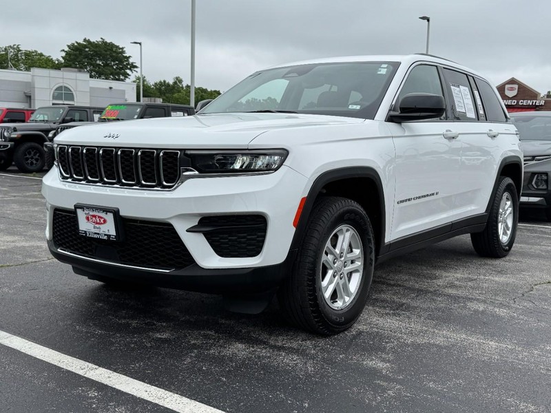 Jeep Grand Cherokee Vehicle Image 08