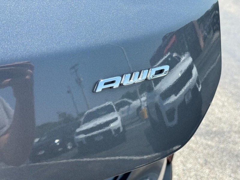 Ford Edge Vehicle Image 11