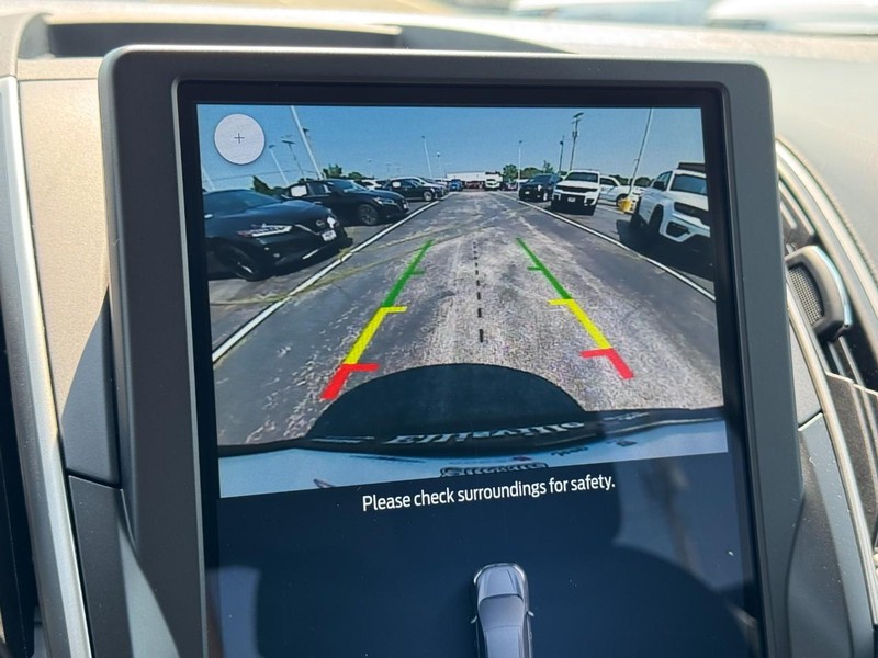 Ford Edge Vehicle Image 27