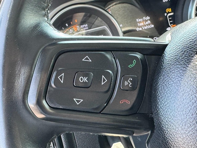 Jeep Gladiator Vehicle Image 24