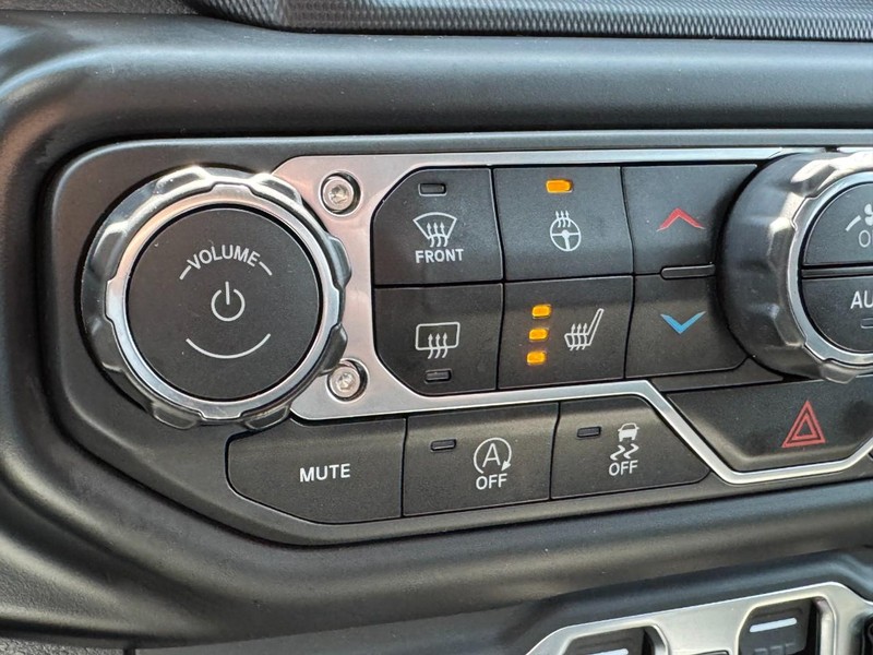 Jeep Gladiator Vehicle Image 29