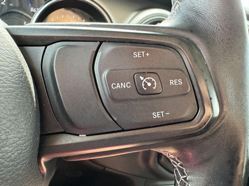 Jeep Wrangler Vehicle Image 22