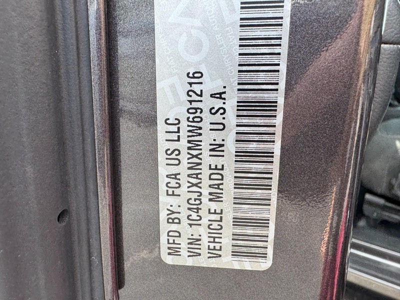 Jeep Wrangler Vehicle Image 34