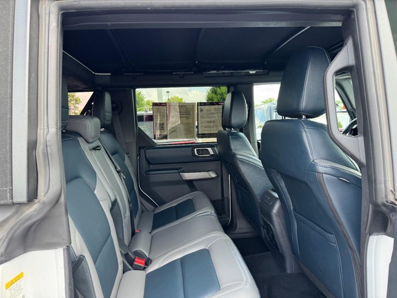Ford Bronco Vehicle Image 15
