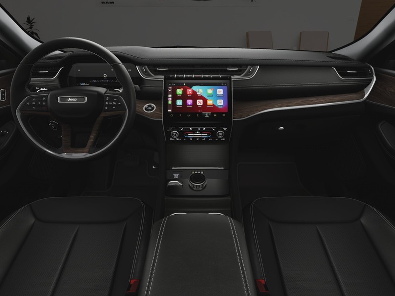Jeep Grand Cherokee Vehicle Image 17