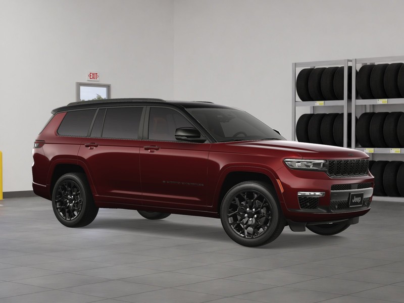 Jeep Grand Cherokee L Vehicle Image 09