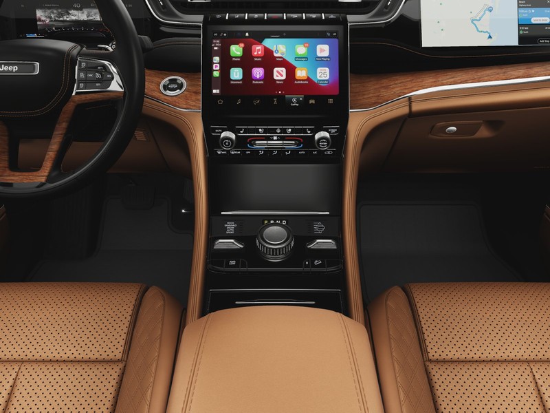 Jeep Grand Cherokee L Vehicle Image 29