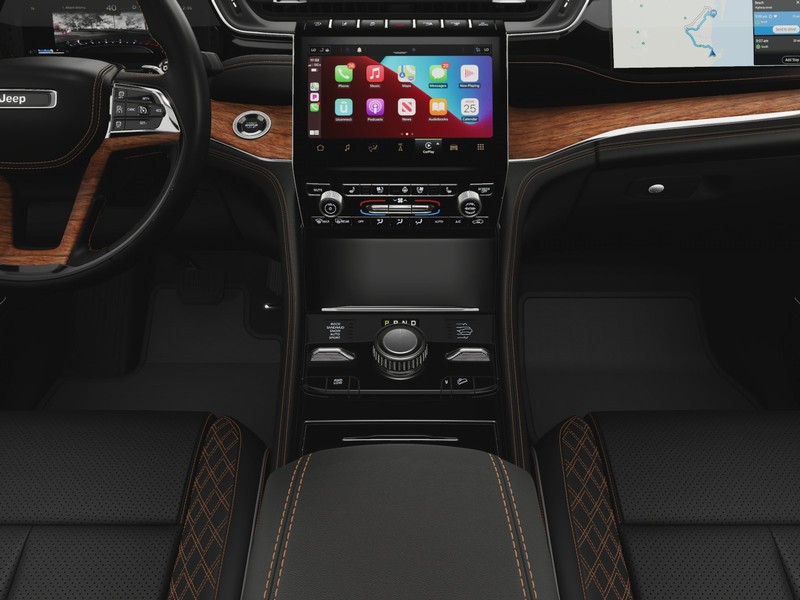 Jeep Grand Cherokee L Vehicle Image 29