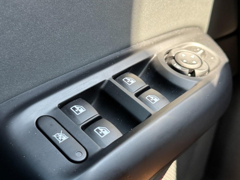 Dodge Hornet Vehicle Image 27