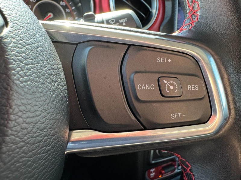 Jeep Wrangler Vehicle Image 24