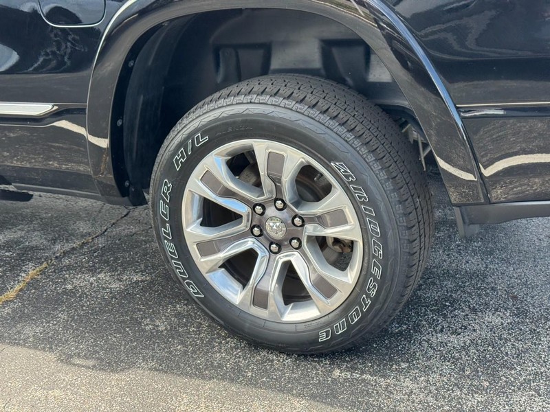 Ram 1500 Vehicle Image 08