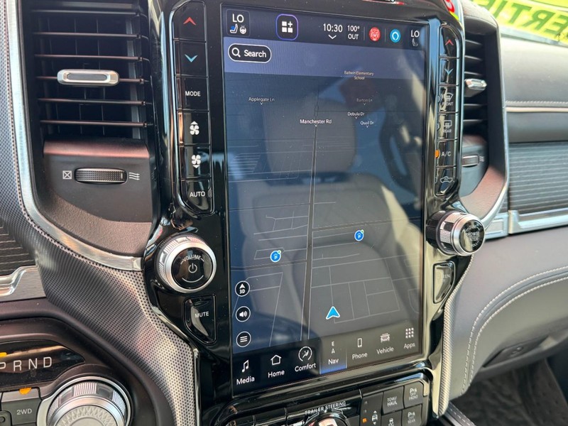 Ram 1500 Vehicle Image 32