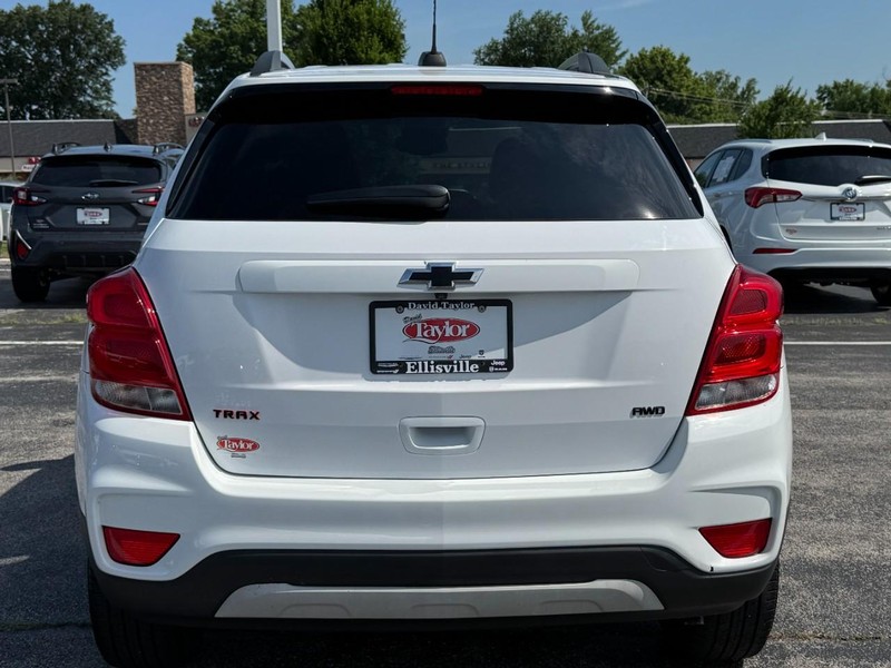 Chevrolet Trax Vehicle Image 15