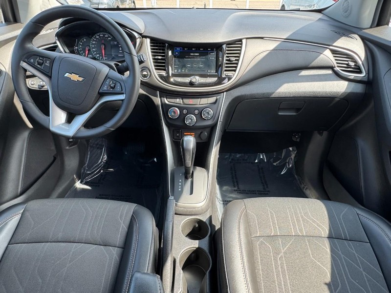 Chevrolet Trax Vehicle Image 17