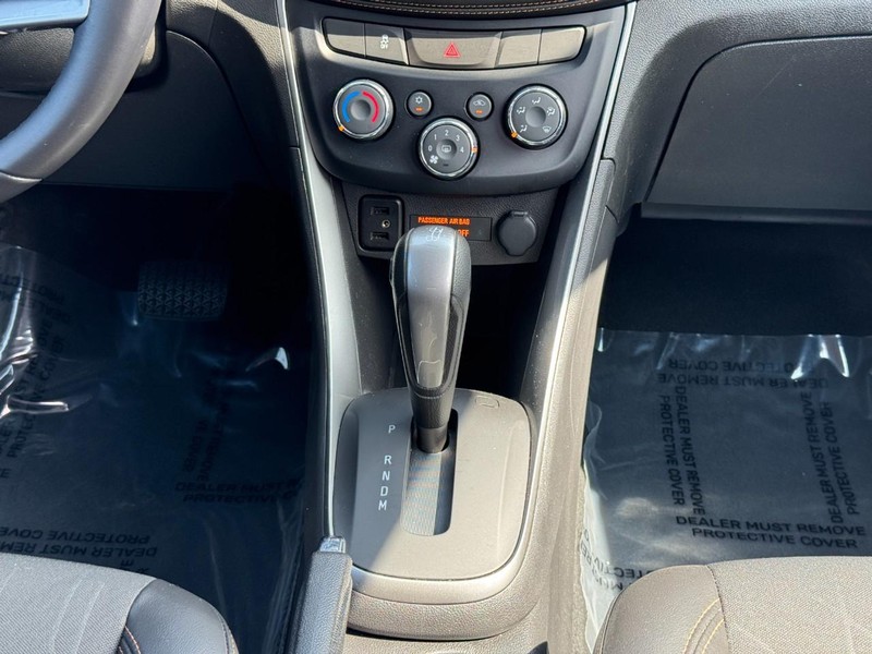 Chevrolet Trax Vehicle Image 20