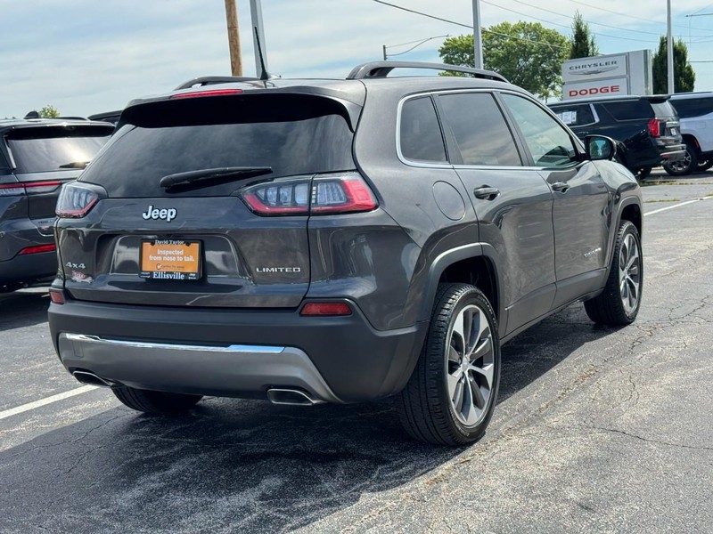 Jeep Cherokee Vehicle Image 04