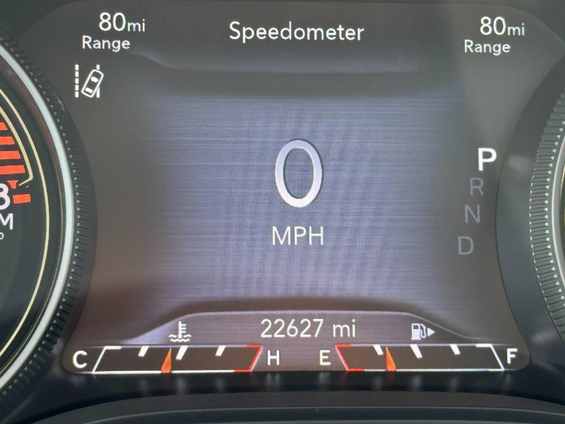 Jeep Cherokee Vehicle Image 30