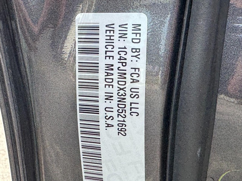 Jeep Cherokee Vehicle Image 39
