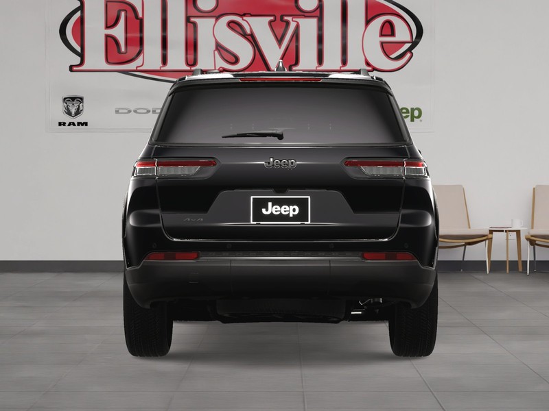 Jeep Grand Cherokee L Vehicle Image 11