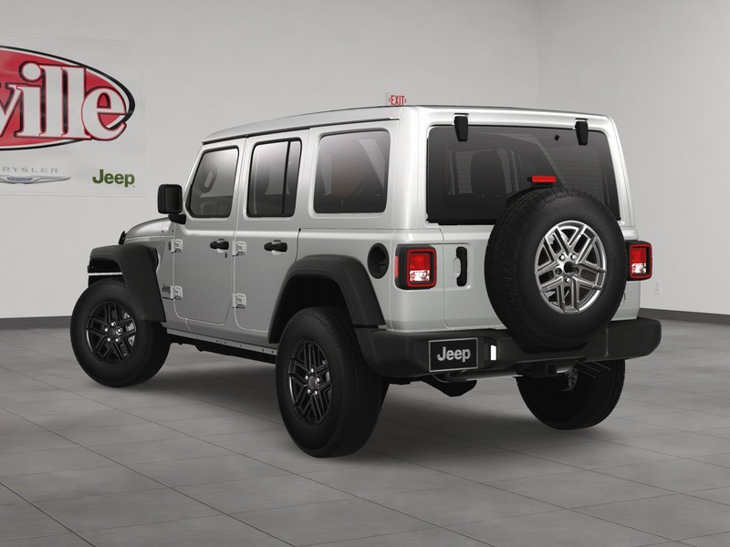Jeep Wrangler Vehicle Image 04