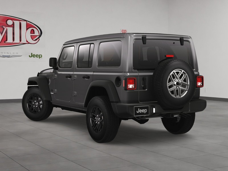 Jeep Wrangler Vehicle Image 04