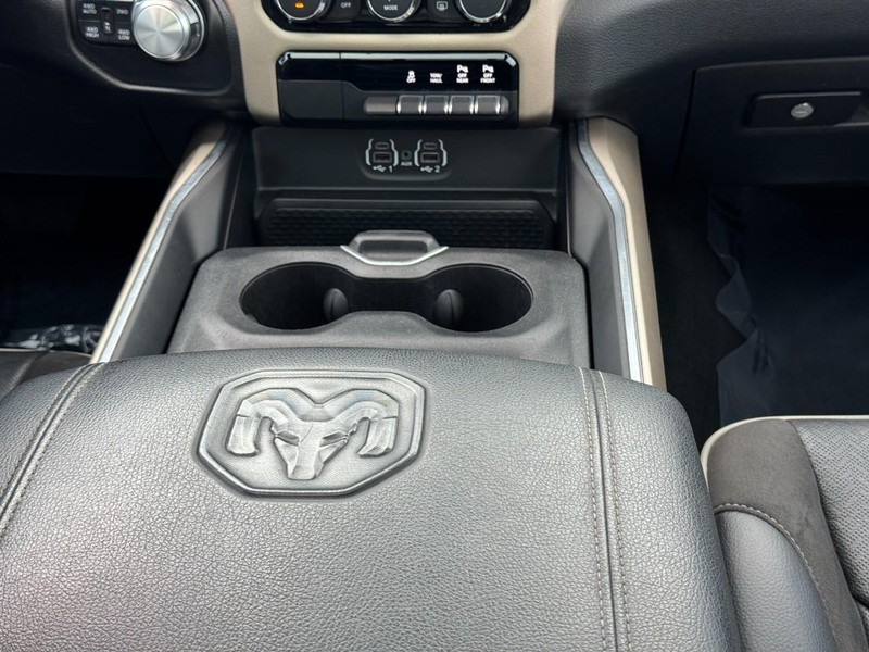 Ram 1500 Vehicle Image 23