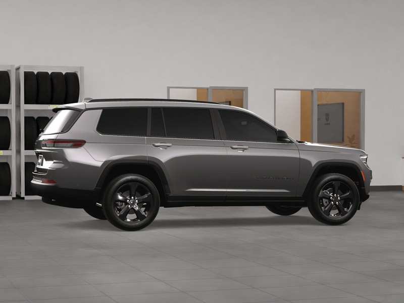 Jeep Grand Cherokee L Vehicle Image 08