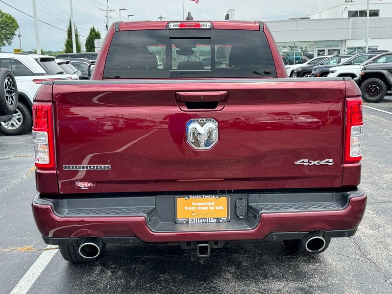 Ram 1500 Vehicle Image 18