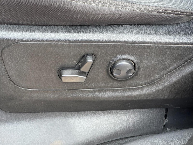 Ram 1500 Vehicle Image 36