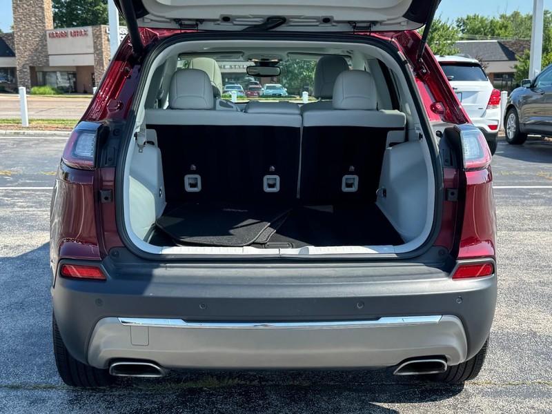 Jeep Cherokee Vehicle Image 15