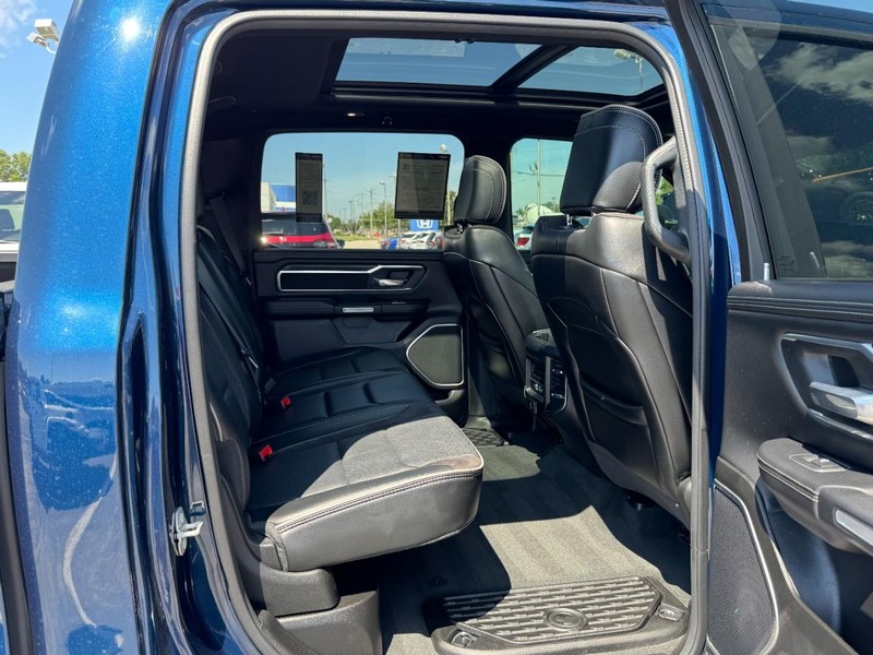 Ram 1500 Vehicle Image 17