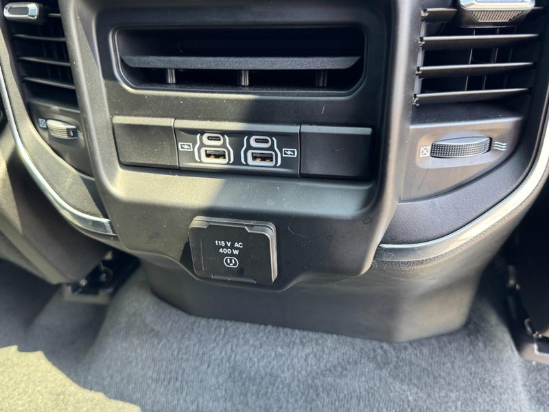 Ram 1500 Vehicle Image 19