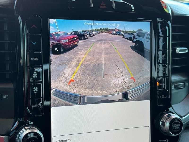 Ram 1500 Vehicle Image 33