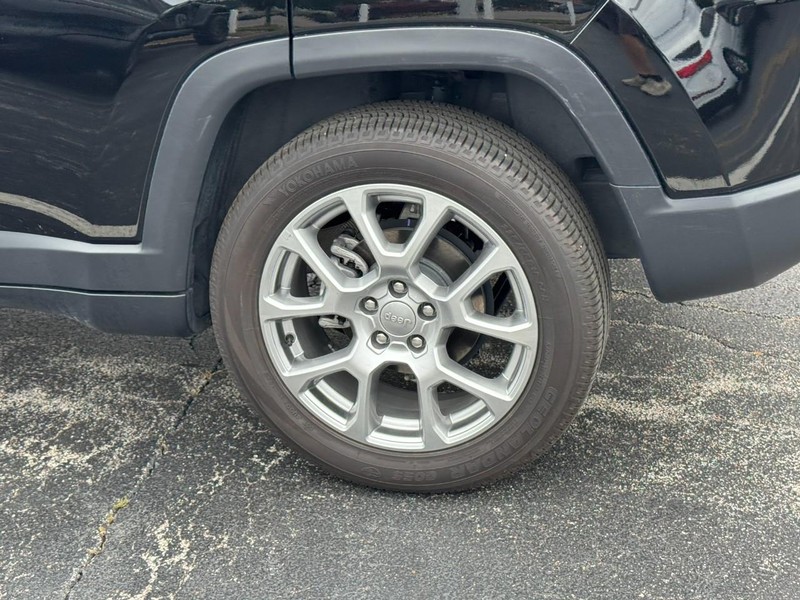 Jeep Compass Vehicle Image 08