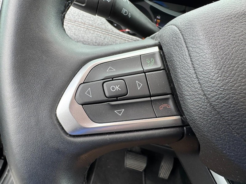 Jeep Compass Vehicle Image 28