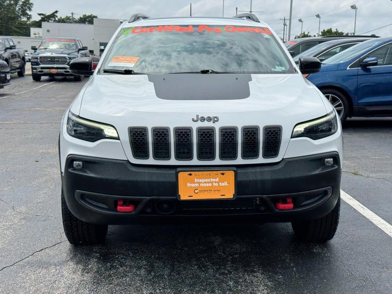 Jeep Cherokee Vehicle Image 11
