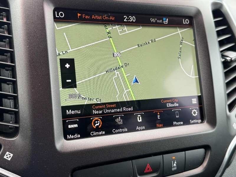 Jeep Cherokee Vehicle Image 33