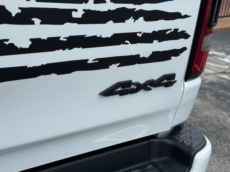 Ram 1500 Vehicle Image 15