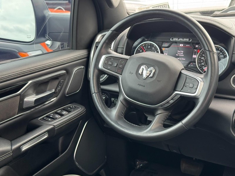 Ram 1500 Vehicle Image 21