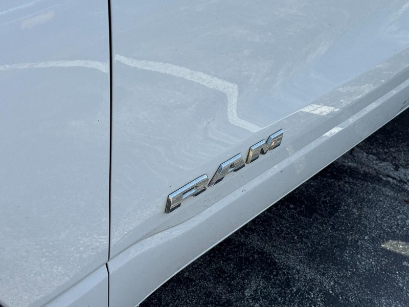 Ram 1500 Vehicle Image 13