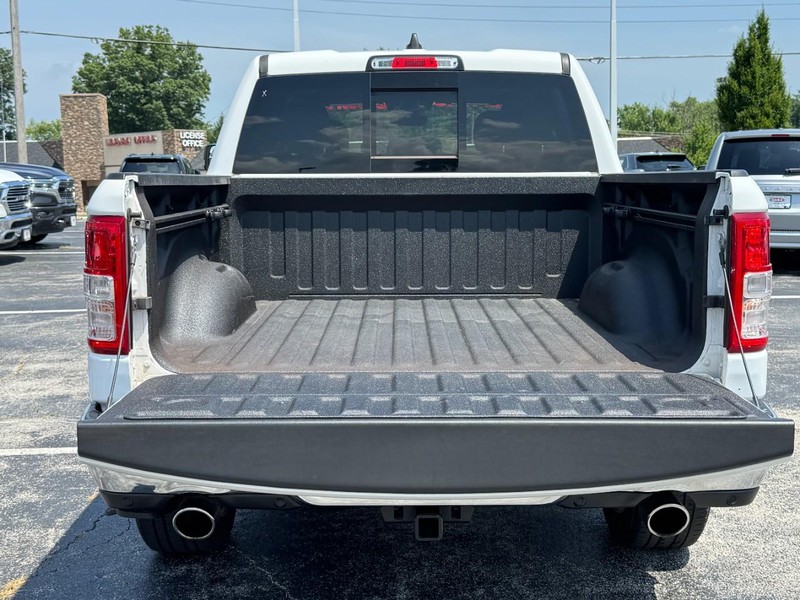 Ram 1500 Vehicle Image 16
