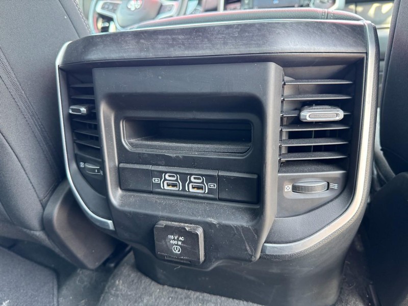 Ram 1500 Vehicle Image 20