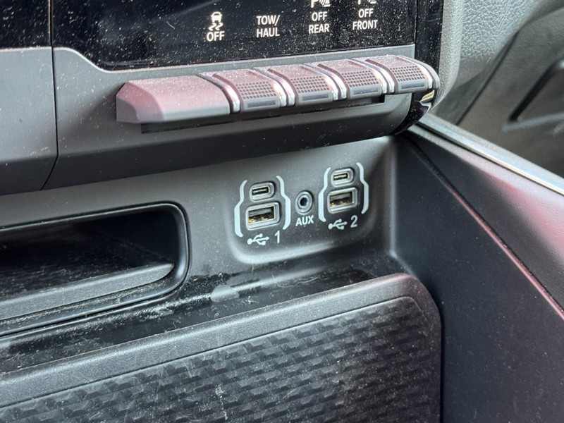Ram 1500 Vehicle Image 31