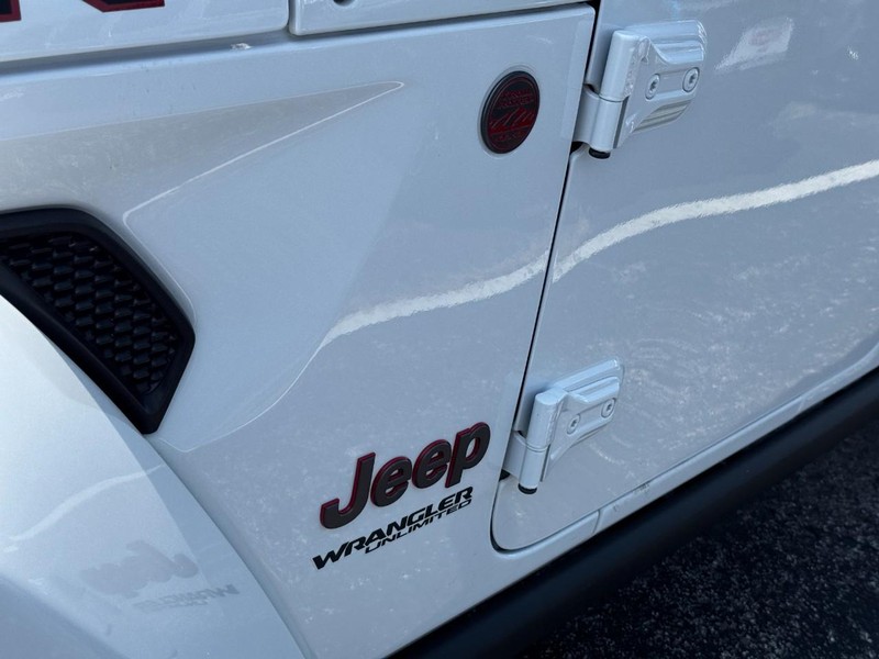 Jeep Wrangler Vehicle Image 13