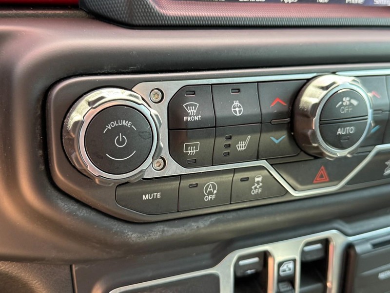 Jeep Wrangler Vehicle Image 27