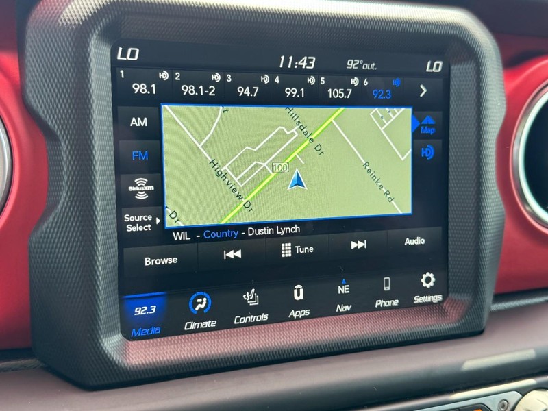 Jeep Wrangler Vehicle Image 28