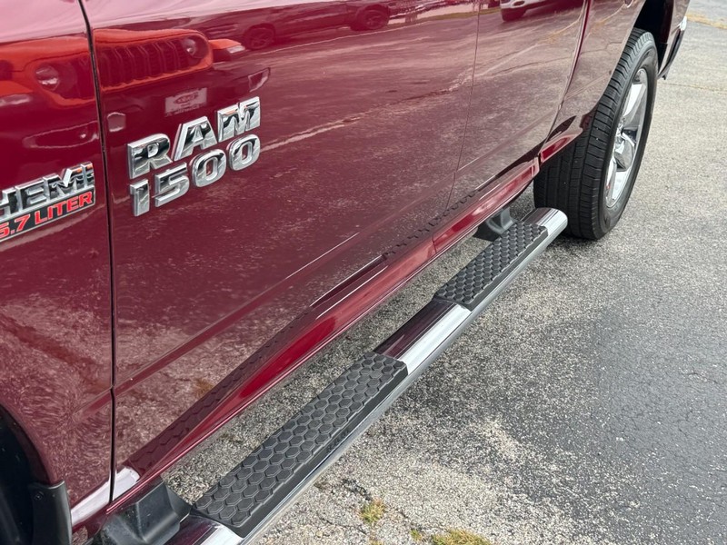 Ram 1500 Vehicle Image 12