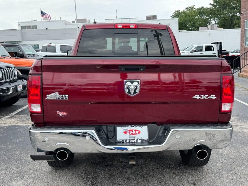 Ram 1500 Vehicle Image 16