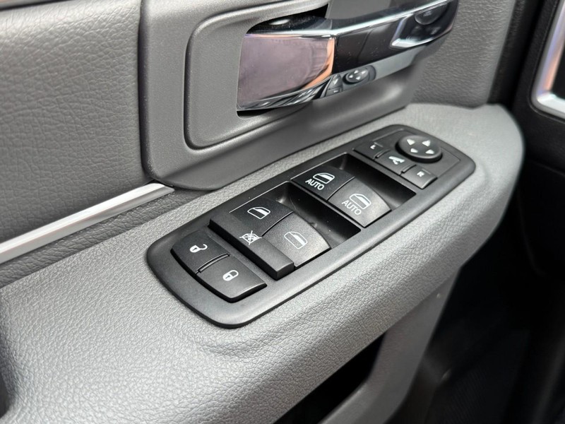 Ram 1500 Vehicle Image 30